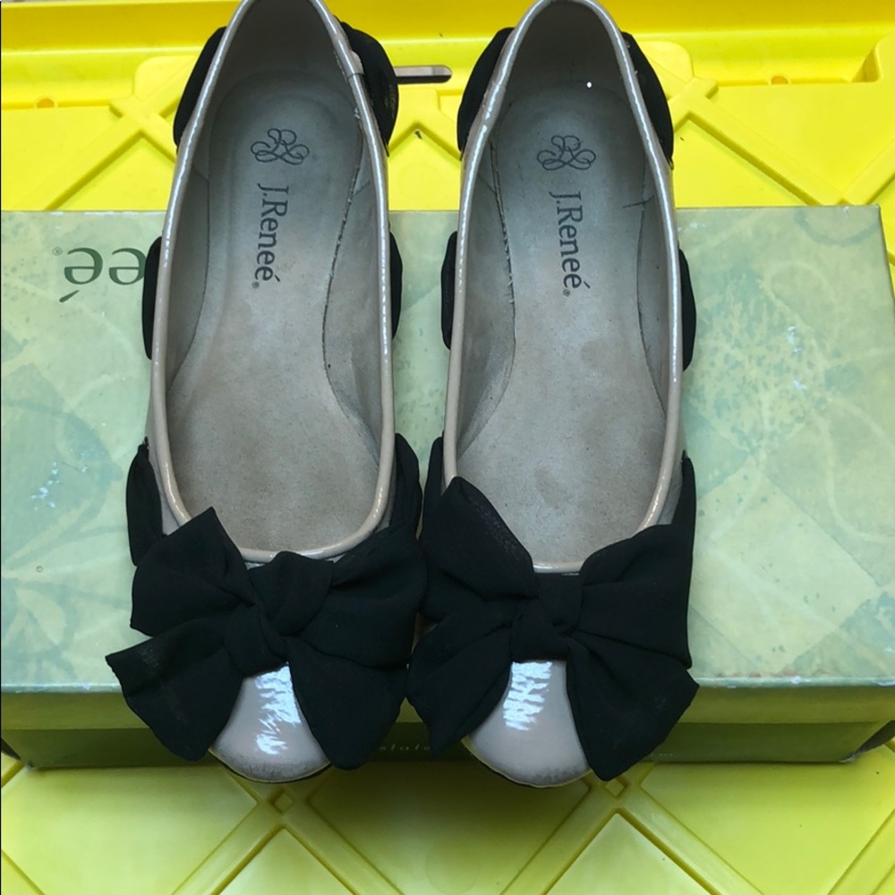 Flats - Picture 2 of 2